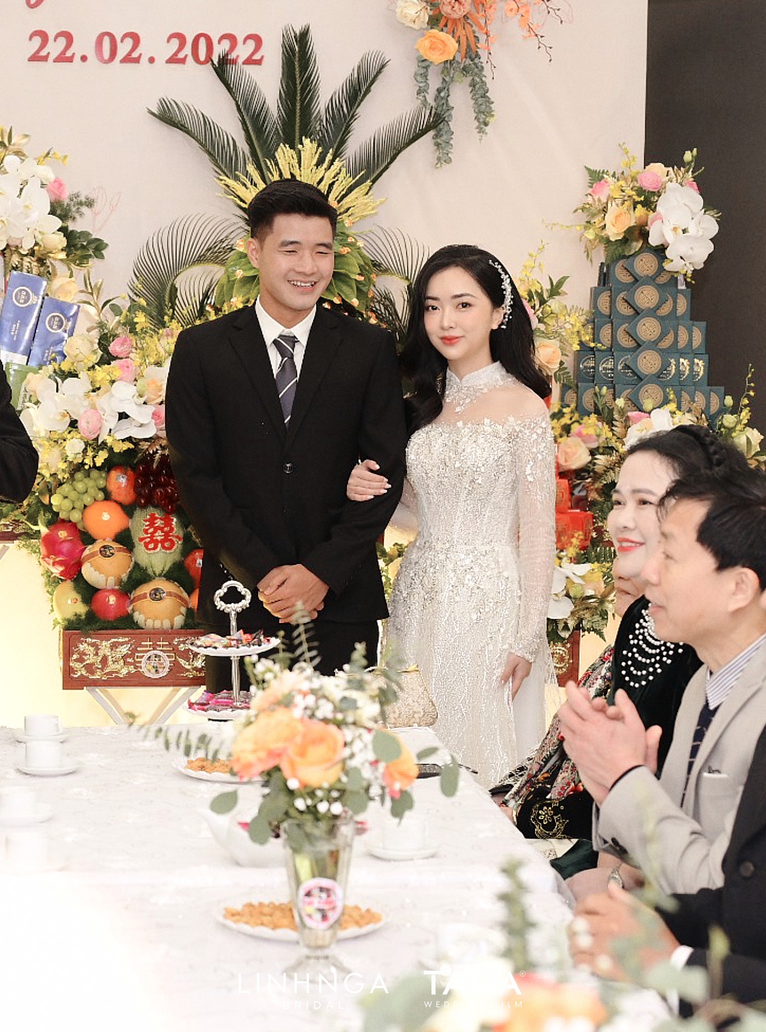 Hà Đức Chinh và bạn gái Mai Hà Trang đính hôn, nhan sắc cô dâu xinh đẹp rạng rỡ