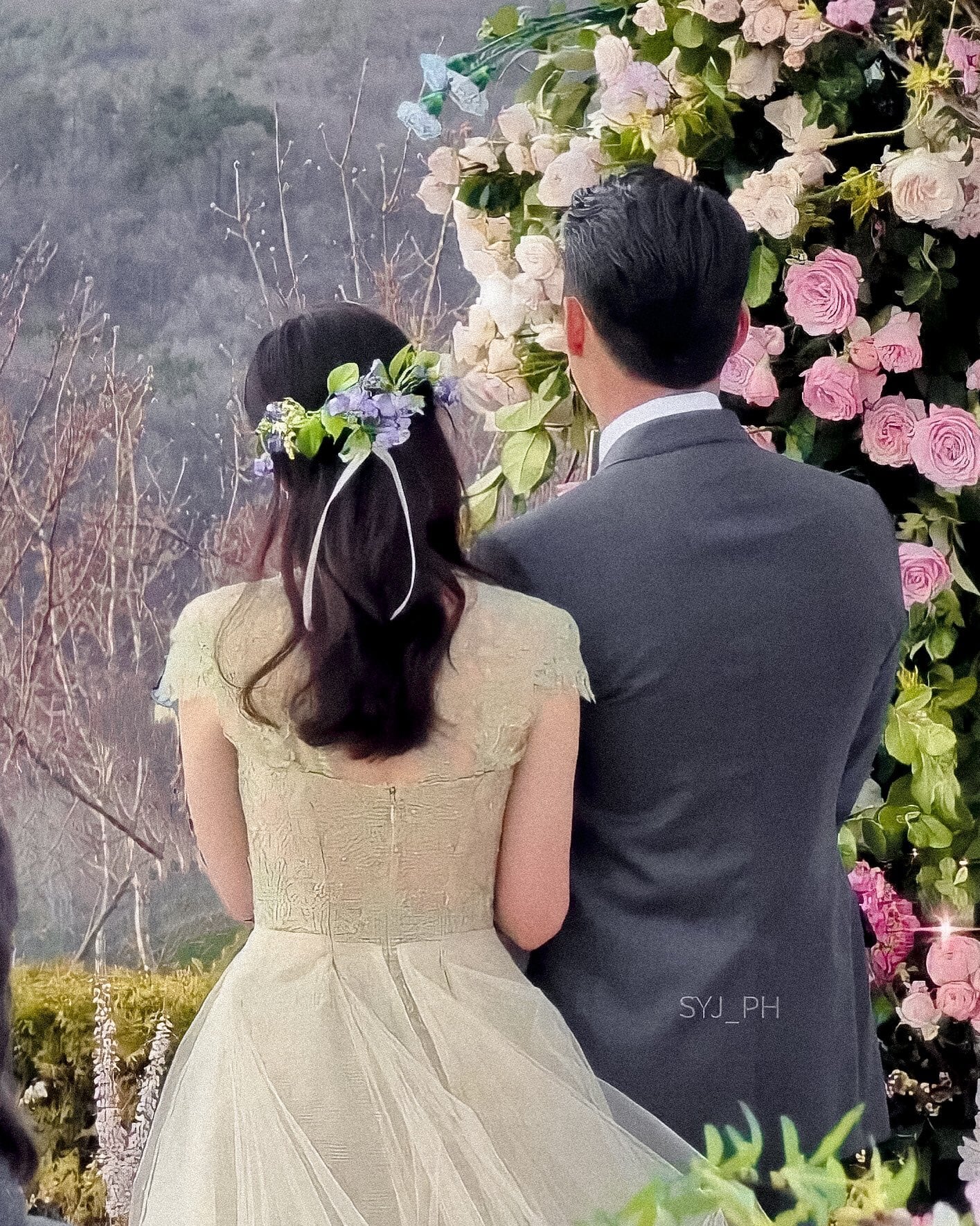 Quà cưới xịn sò Hyun Bin và Son Ye Jin dành tặng khách mời, thế này mừng cưới bao nhiêu cho vừa Quà cưới xịn sò Hyun Bin và Son Ye Jin dành tặng khách mời, thế này mừng cưới bao nhiêu cho vừa - ảnh 4