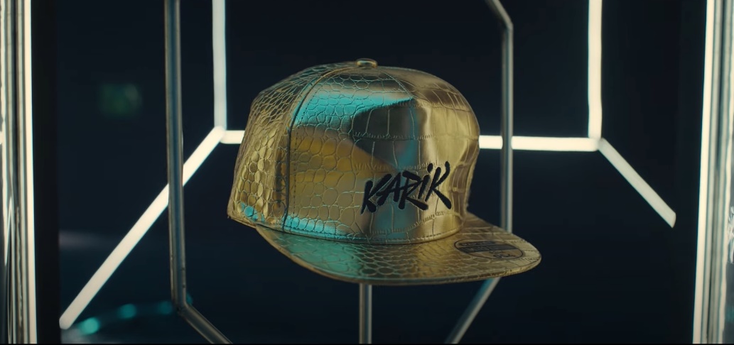 Hình ảnh chiếc nón vàng của HLV Rap Việt bất ngờ xuất hiện trong MV