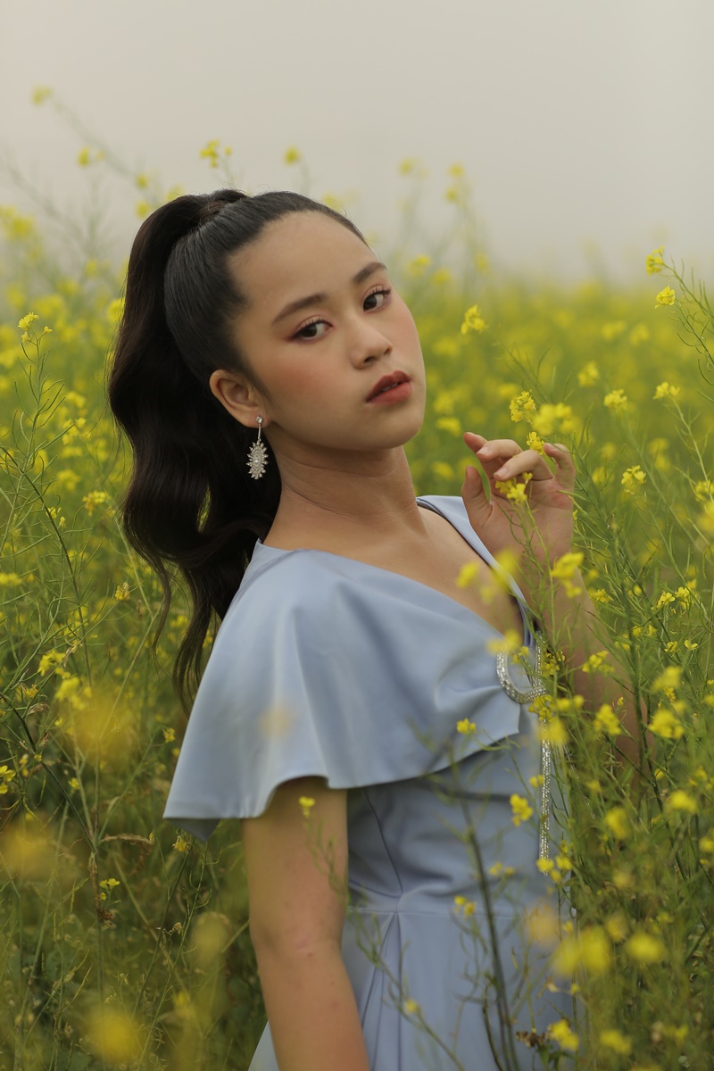'Hoa hậu nhí' Bella Vũ hóa nàng công chúa cổ tích trong MV mới - ảnh 3