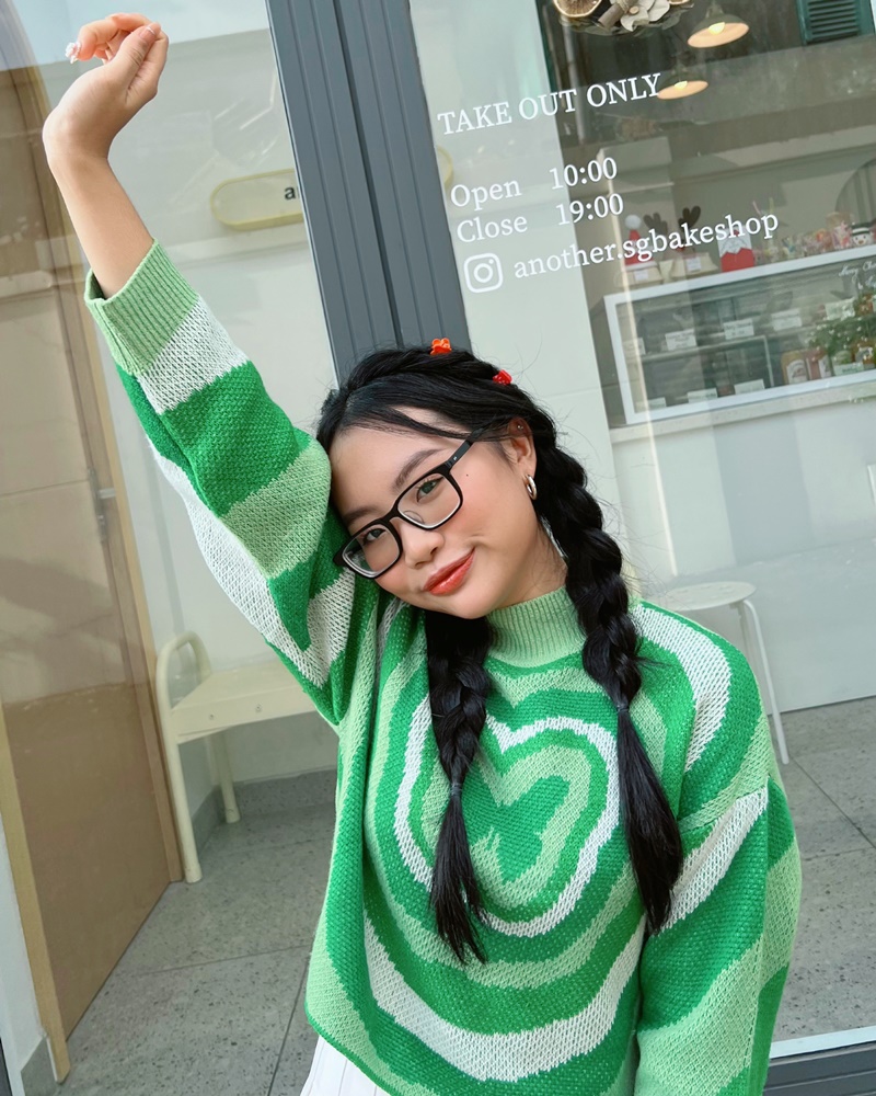 Phương Mỹ Chi tiết lộ từng bị body shaming nặng nề, ám ảnh đến mức tự ngược đãi bản thân khiến sức khỏe sa sút Khác với sự dịu dàng, đằm thắm trên sân khấu, 'chị Bảy' Phương Mỹ Chi được công chúng nhận xét là hài hước, lầy lội ngoài đời thường