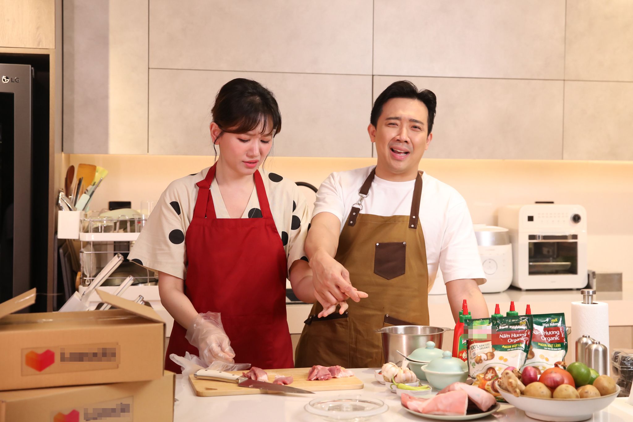 Trấn Thành mở show bếp núc cùng bà xã Hari Won, tập đầu tiên lên sóng đã lọt top trending - ảnh 3