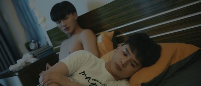 Học trò Lâm Khánh Chi cảnh giường chiếu với bạn diễn trong phim Boy’s Love đầu tay