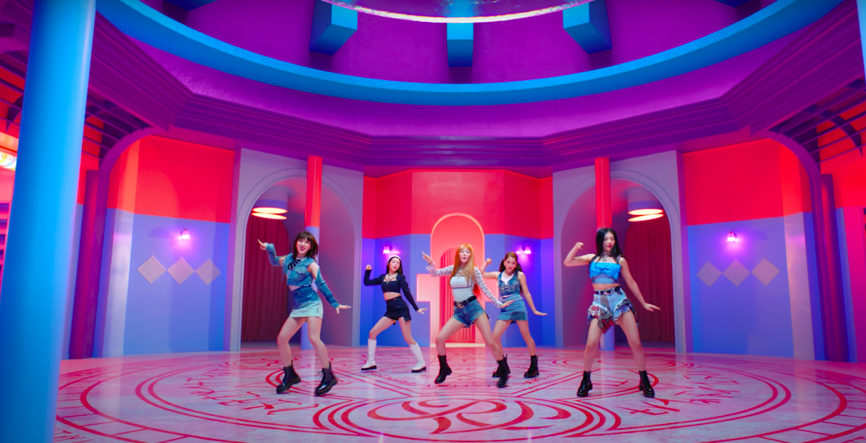 Red Velvet nhá hàng teaser MV mới, được công ty ưu ái quảng bá trên trang SNSD nhưng vẫn bị chê concept lỗi thời - ảnh 2