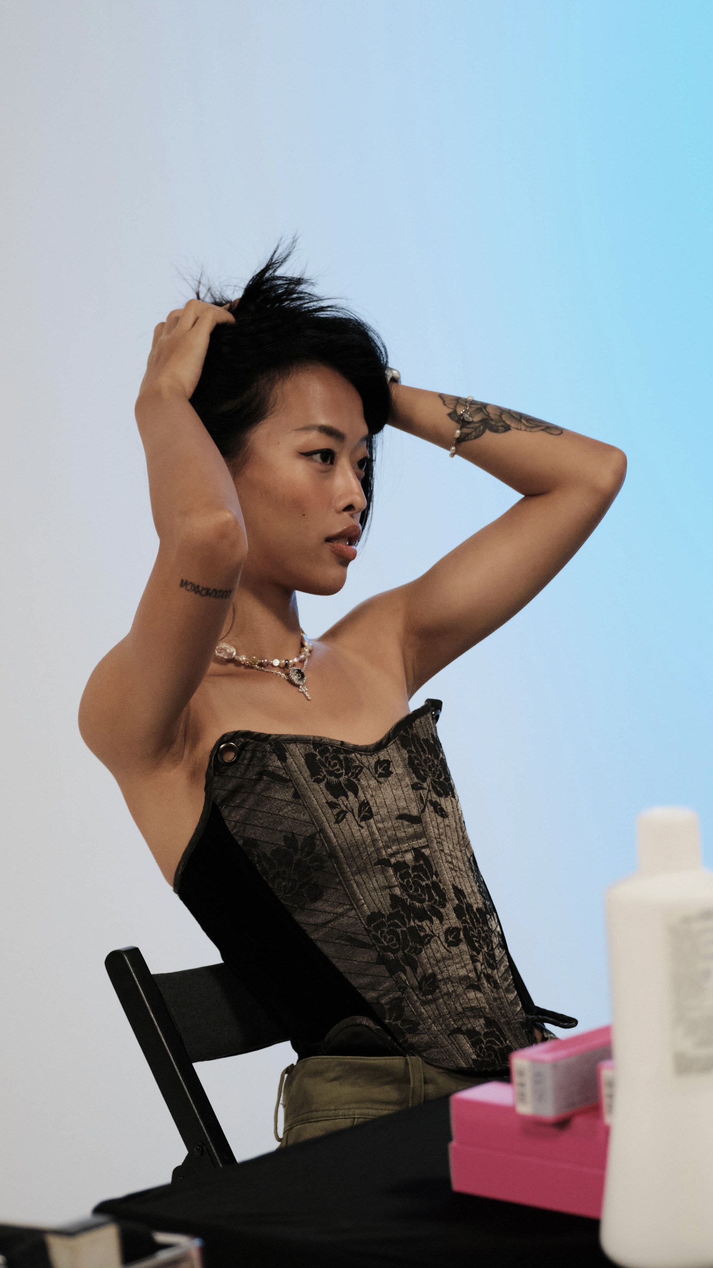 Wiwi Nguyễn sốc “lặng người” khi được cắt kiểu tóc lạ tại Supermodel Me Wiwi Nguyễn sốc “lặng người” khi được cắt kiểu tóc lạ tại Supermodel Me