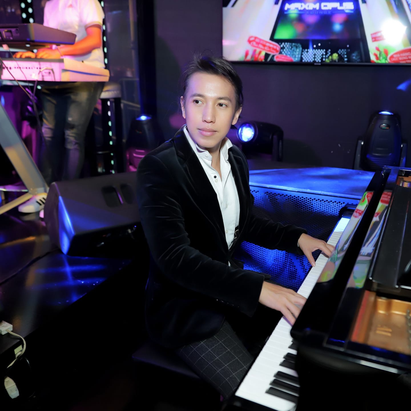 Ca sĩ Y Thanh tiết lộ dự định tổ chức liveshow sau khi tung MV Anh đã mơ về