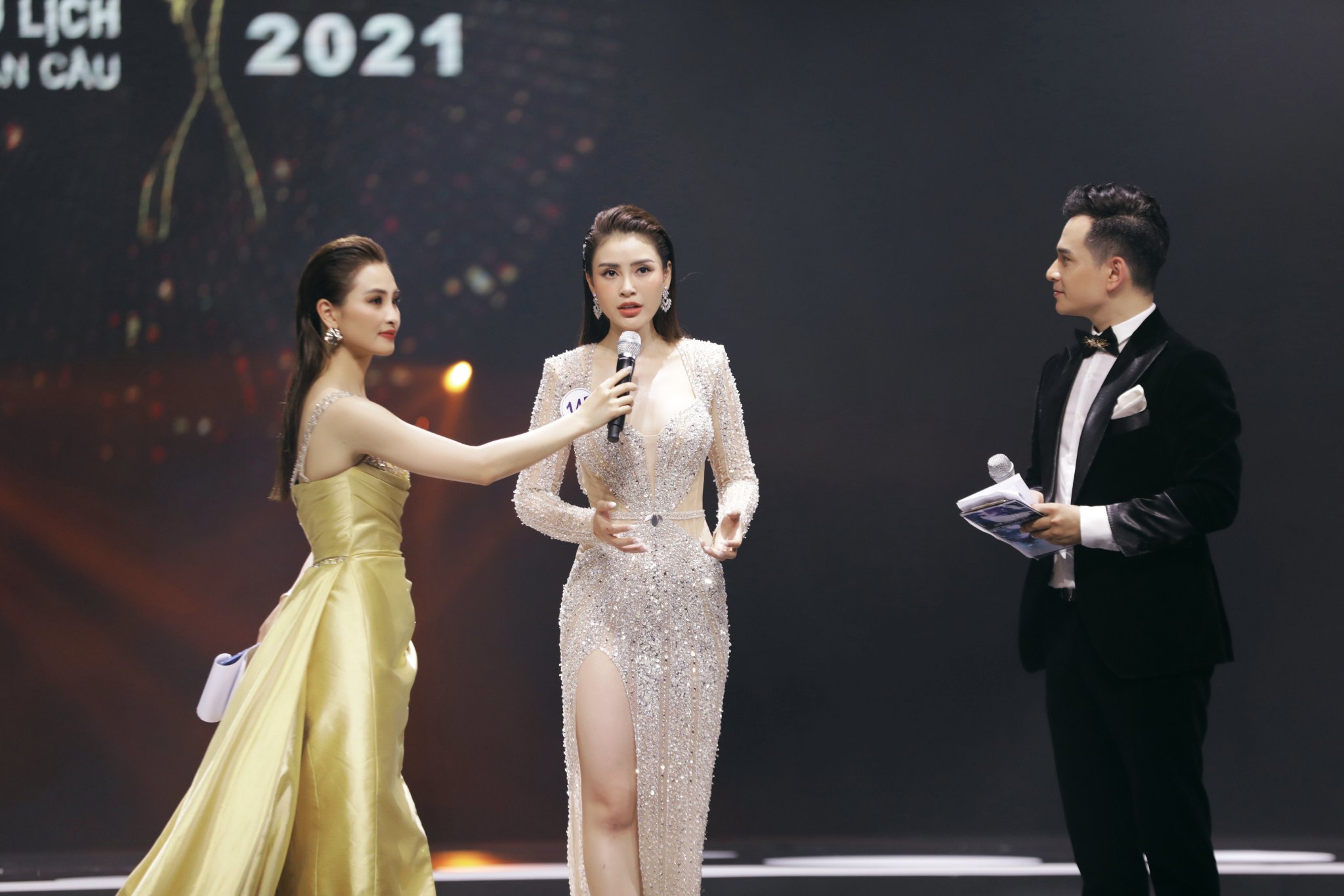Người đẹp Lý Kim Thảo đăng quang Hoa hậu Du lịch Việt Nam Toàn cầu 2021 - ảnh 1