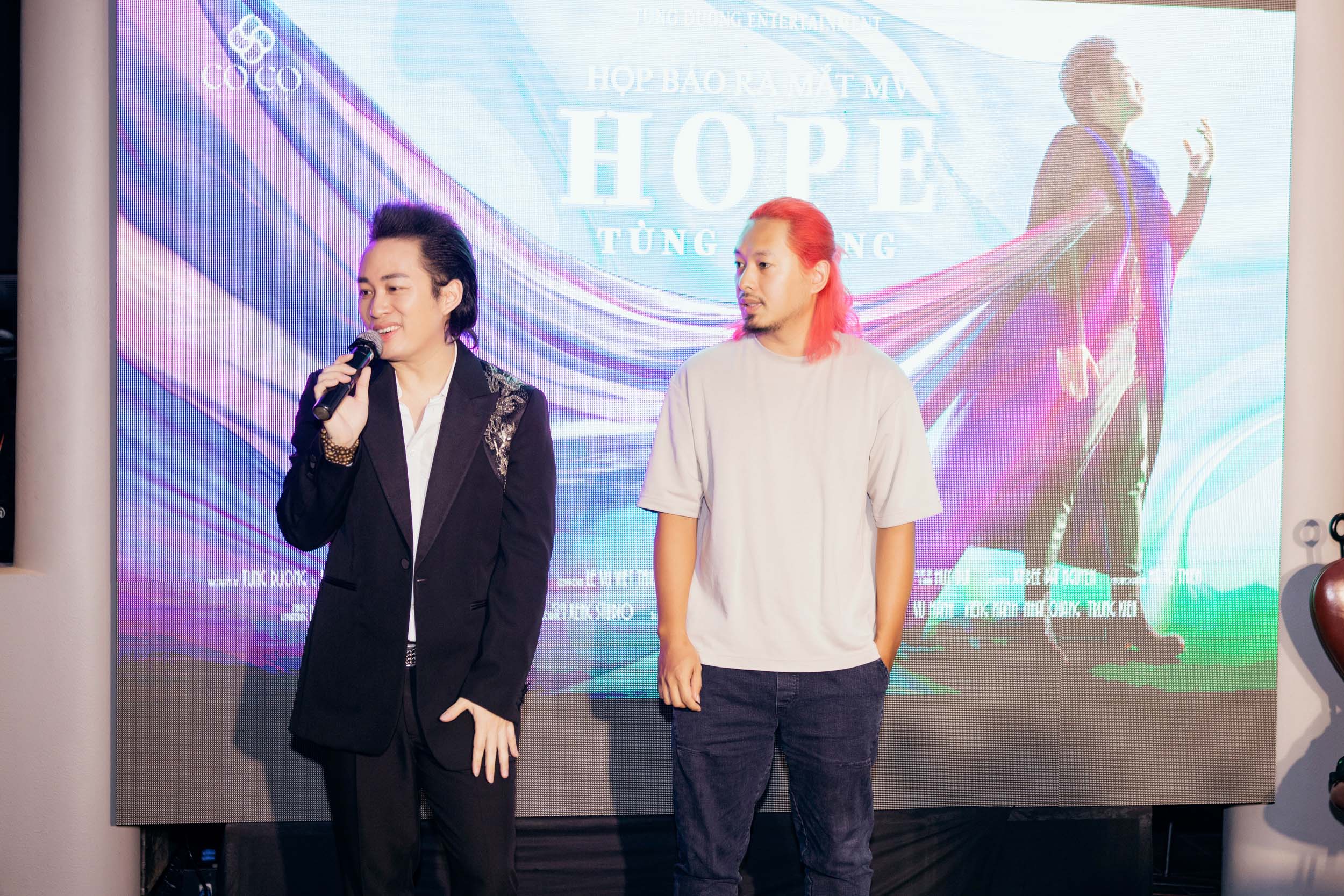 Tùng Dương ra mắt MV Hope, như một lời tự sự với âm nhạc