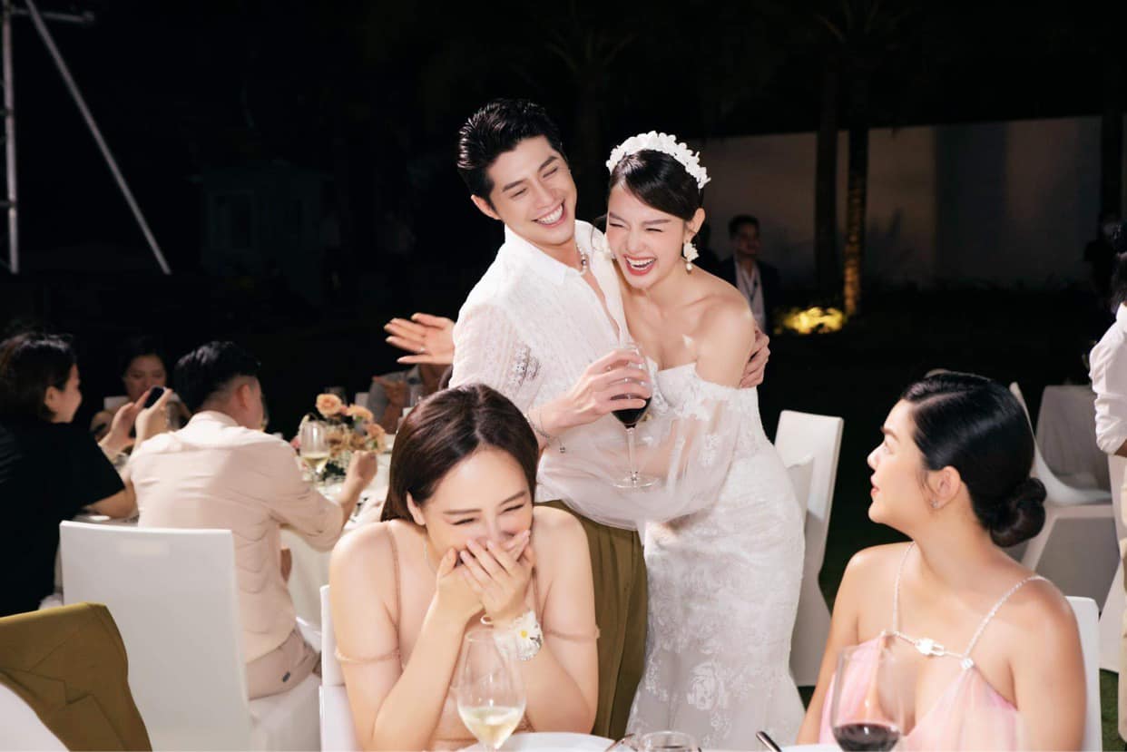 Noo Phước Thịnh tình tứ bên Mai Phương Thúy tại đám cưới Minh Hằng, liệu sẽ có thêm một siêu đám cưới?