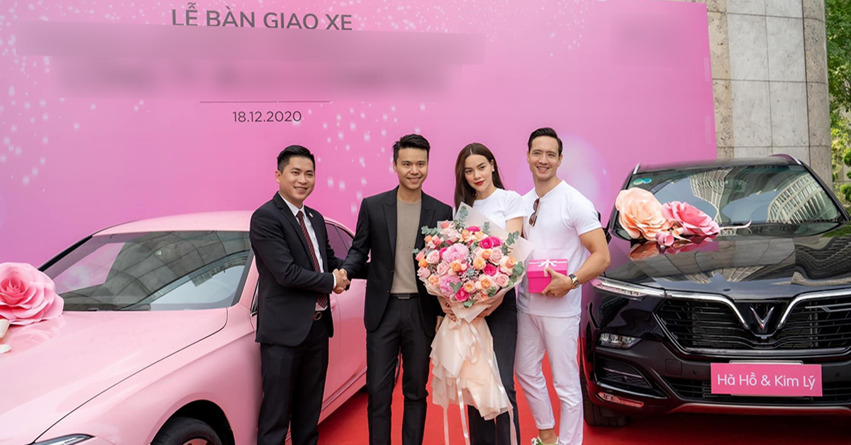 Vợ chồng Hà Hồ và Kim Lý mua 4 chiếc ô tô cùng lúc để sử dụng và biếu tặng