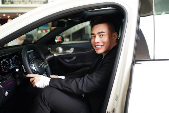 Mua ô tô 3 tỷ, Lê Dương Bảo Lâm hôm nay vẫn trầy trật thi bằng lái, cả showbiz vào hỏi thăm cực hài