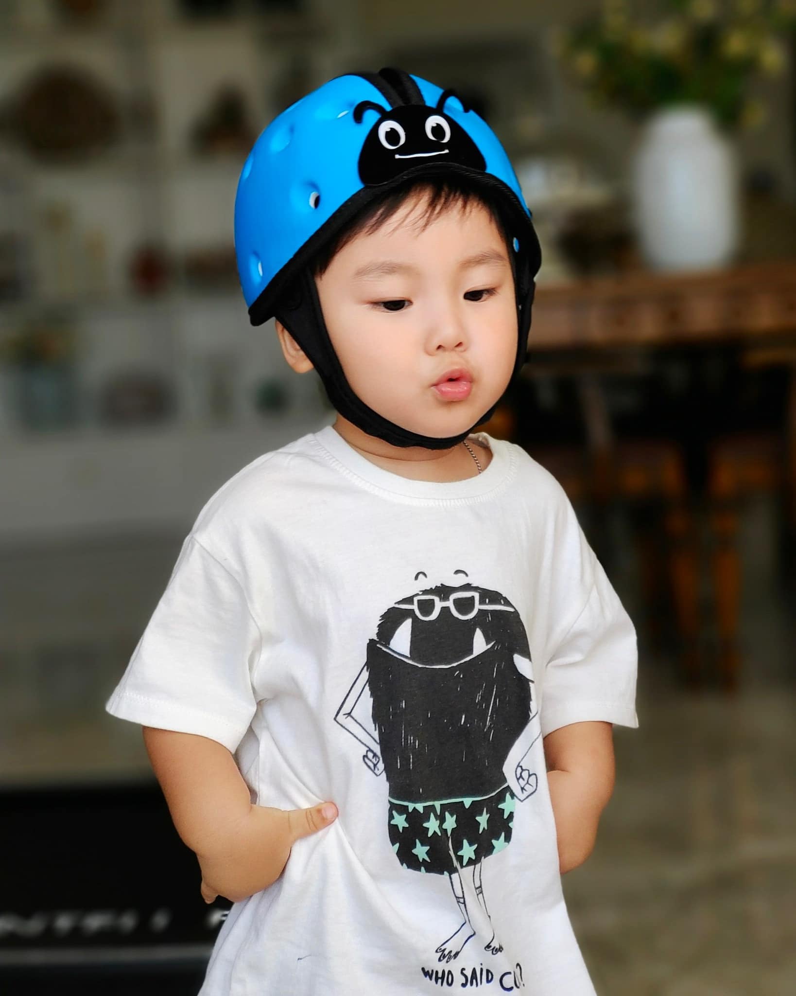 1001 biểu cảm đáng yêu của quý tử nhà Hòa Minzy, tinh nghịch hài hước y hệt mẹ Tuy mới 20 tháng tuổi nhưng Bo thông minh, lanh lợi và hoạt bát vô cùng.