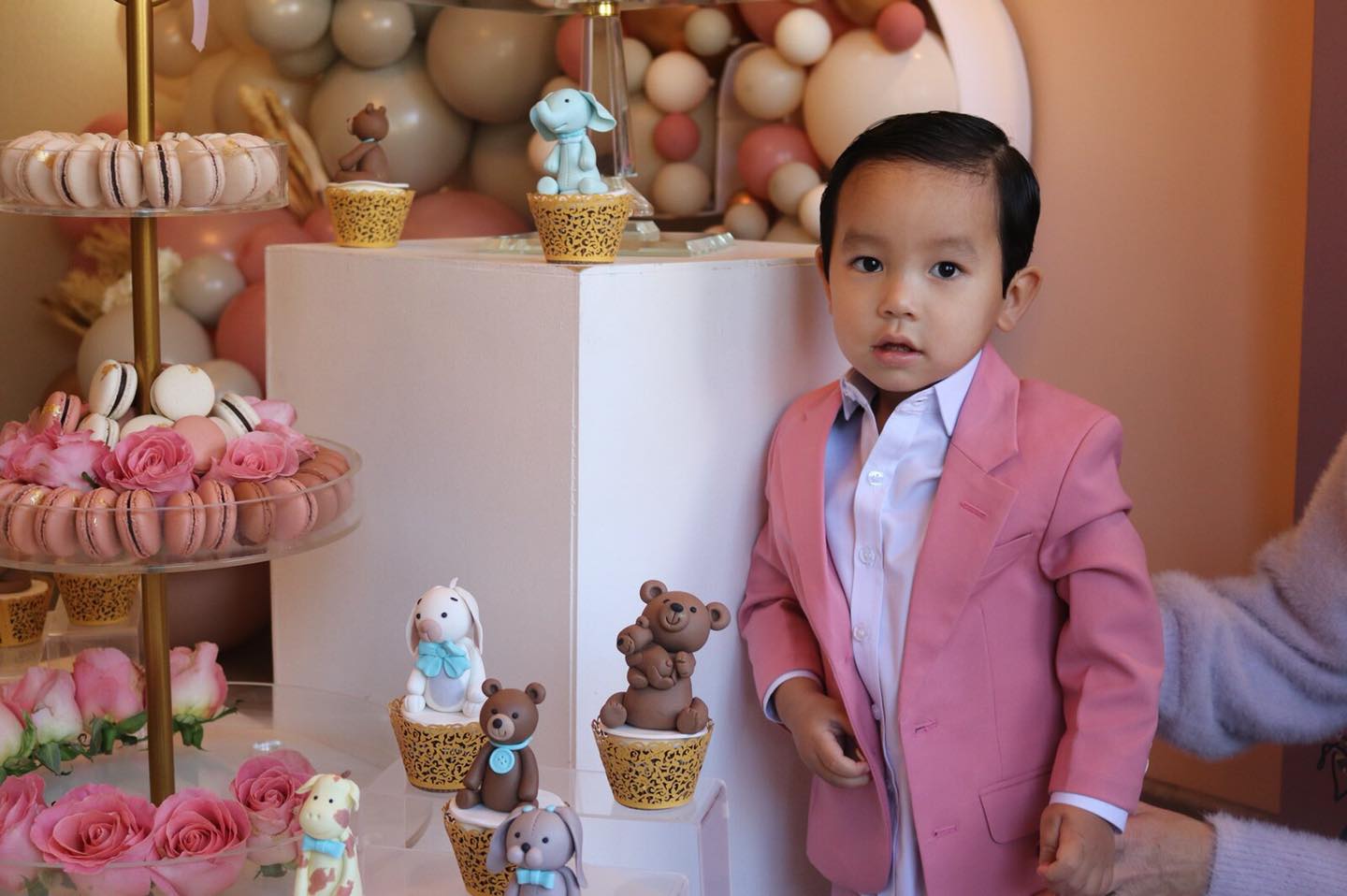 Con trai đầu của Phạm Hương năm nay đã 3 tuổi.