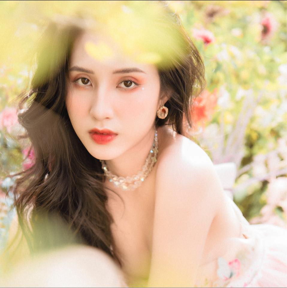 Bạn gái cũ Jack ngày càng nóng bỏng, chăm diện style gợi cảm Bạn gái cũ Jack ngày càng nóng bỏng, chăm diện style gợi cảm