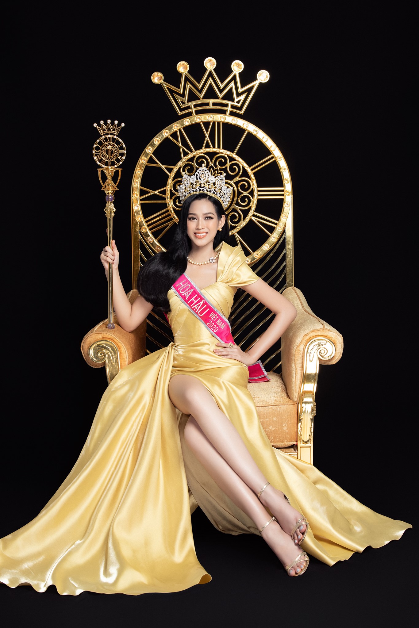 Đỗ Thị Hà được dự đoán lọt Top 10 Miss World 2021 - ảnh 3