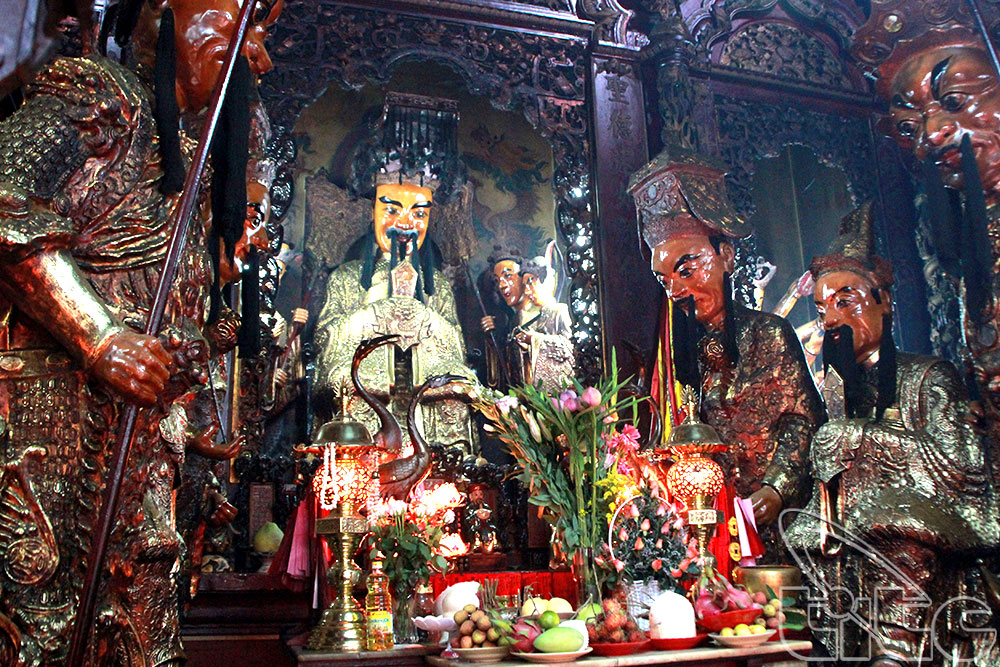 Kiến trúc của chùa Ngọc Hoàng chịu ảnh hưởng nhiều từ Trung Hoa