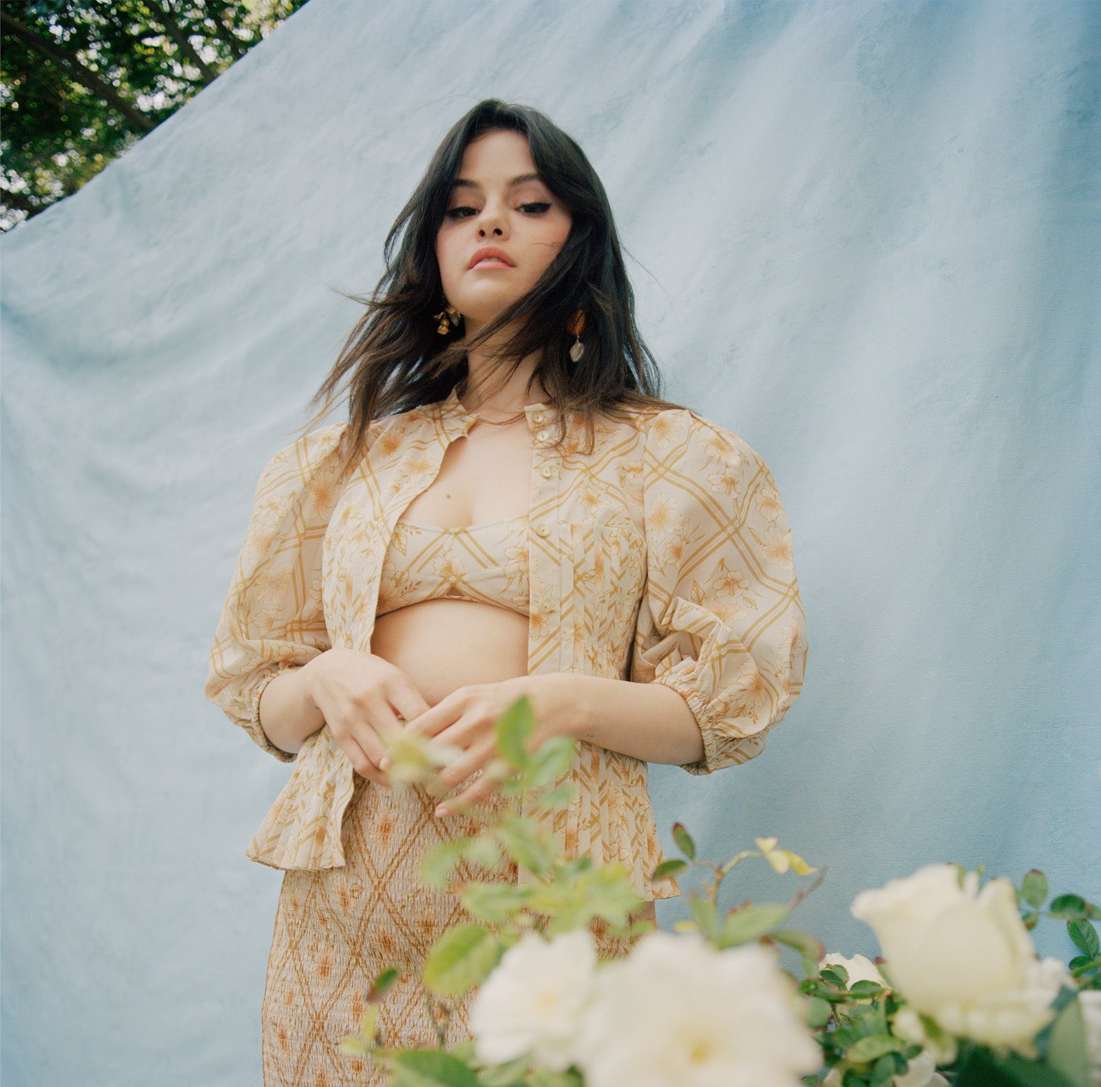 Selena Gomez looks radiant in the newly released issue of Vogue magazine