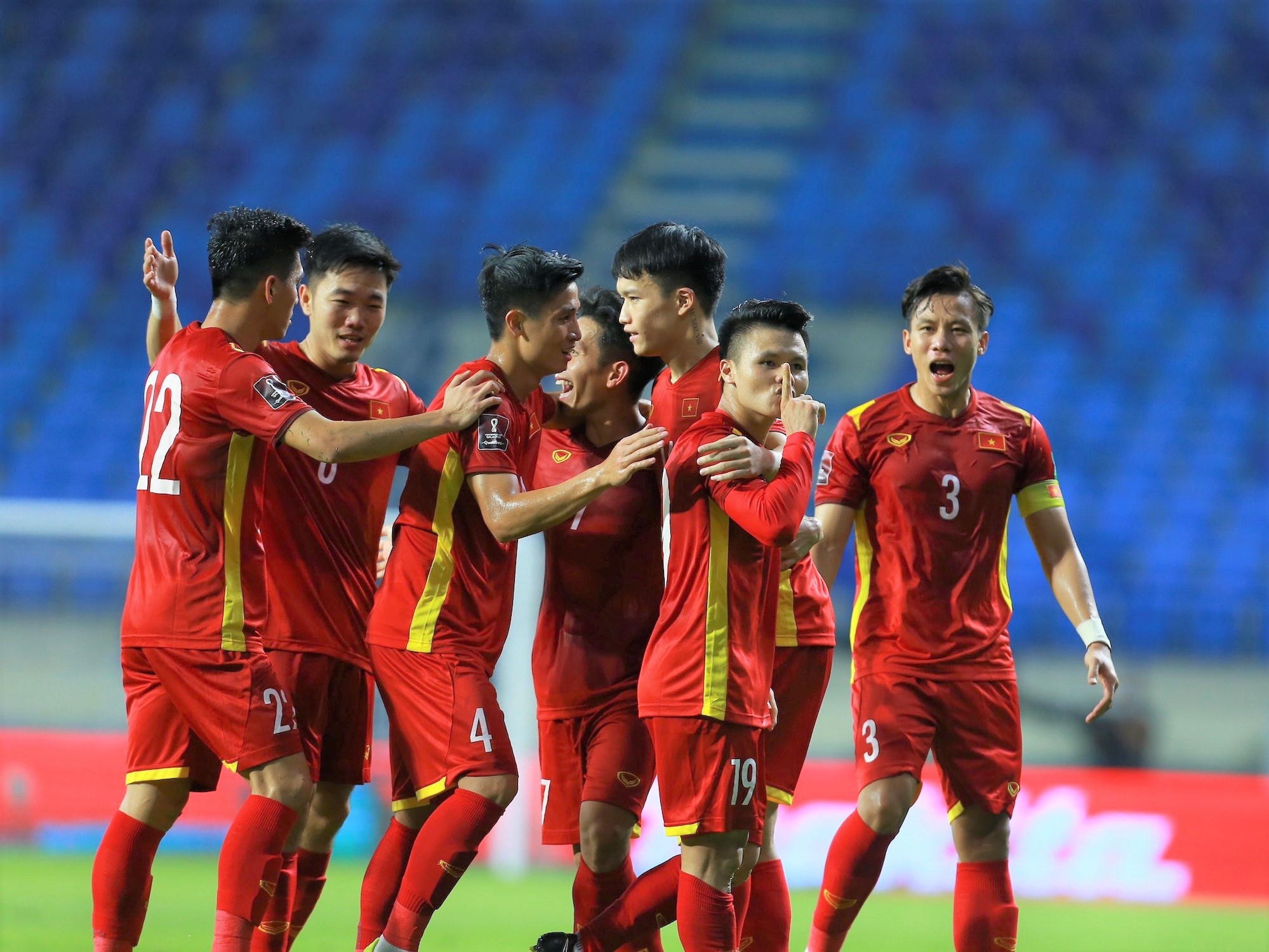 Việt Nam giành chiến thắng 2:1 trước đối thủ chơi khá 'cứng' là Malaysia
