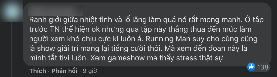 Thuý Ngân chơi lăn xả, không chịu thua cánh mày râu trong trò xé bảng tên của Running Man Việt Nam