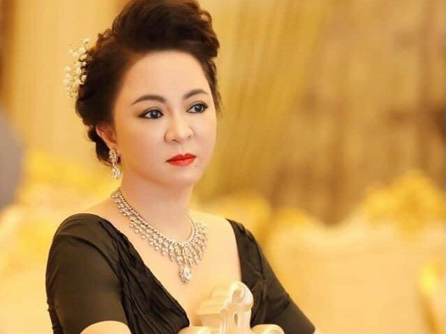 Bà chủ Đại Nam đang có màn đấu tố căng thẳng trên mạng xã hội không chỉ với riêng Vy Oanh mà cả giới nghệ sĩ Việt.