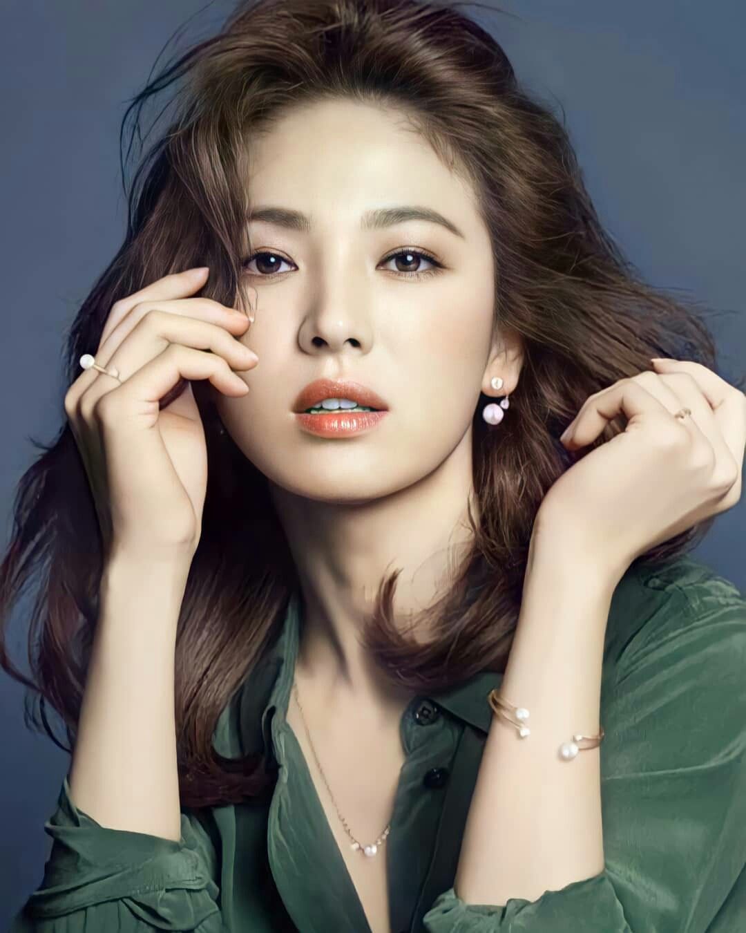 “Chị đẹp” Song Hye Kyo và số lần hợp tác cùng trai trẻ trên màn ảnh khiến fan “ôm tim” vì quá đẹp đôi