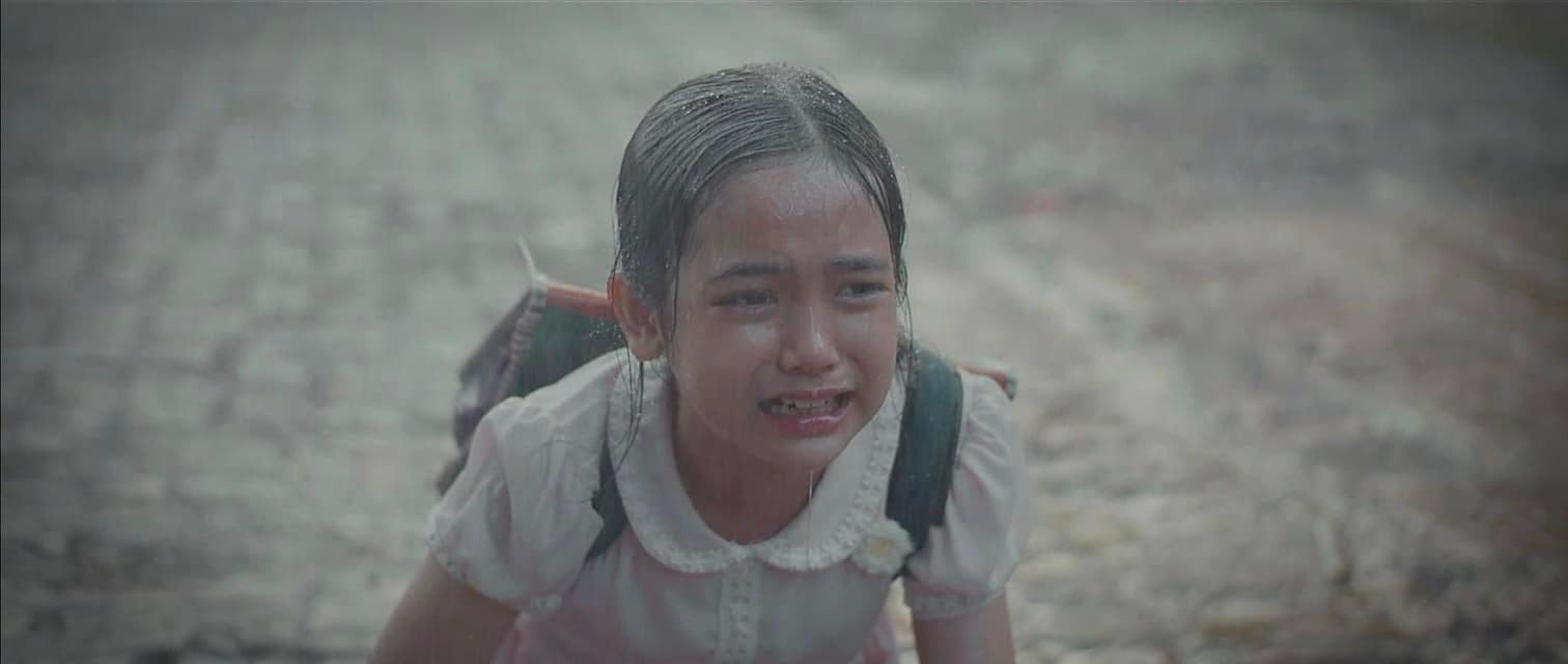 Trong 'Thương ngày nắng về', Chu Diệp Anh khiến khán giả 'khóc hết nước mắt' khi hoá thân vào cô bé đáng yêu bị mẹ bỏ rơi