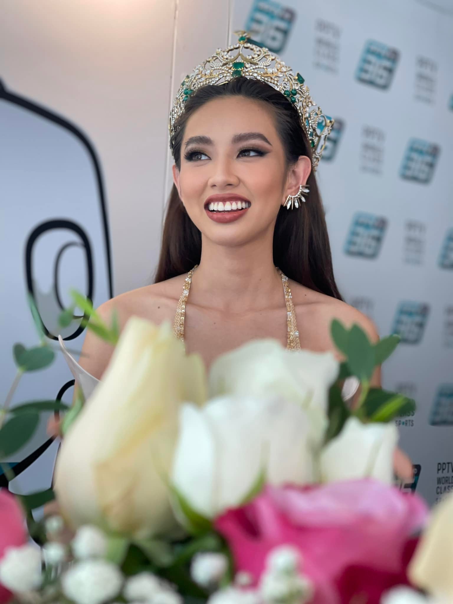 Nguyễn Thúc Thuỳ Tiên đi làm thiện nguyện tại Thái Lan từ tiền thưởng Hoa hậu của Miss Grand International 2021 - ảnh 7