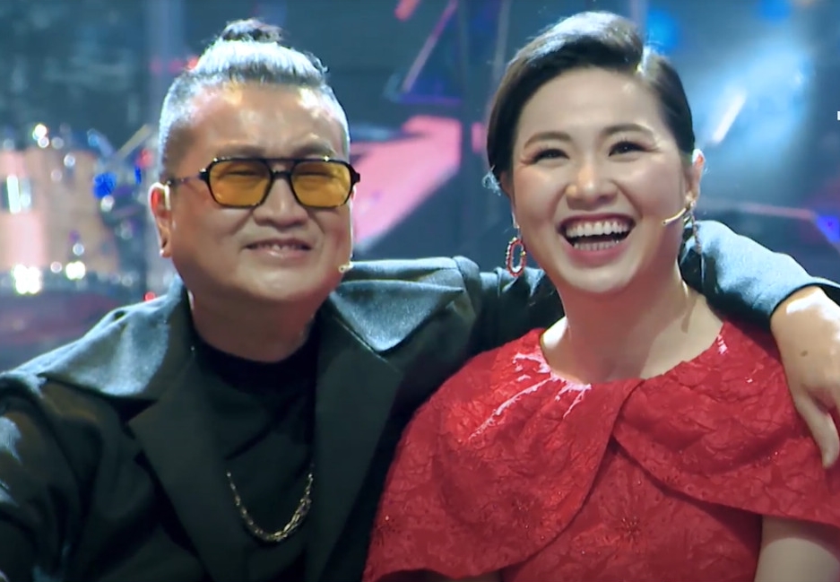 Diễn viên Lê Khánh tái hợp với nhạc sĩ Minh Nhiên, diễn lại cảnh huyền thoại trong Xin lỗi tình yêu 16 năm trước