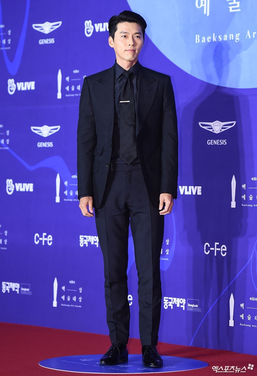 Dự đoán outfit “sang-xịn-mịn” trong hôn lễ thế kỷ của Hyun Bin - Son Ye Jin: Valentino, Tom Ford đã sẵn sàng?