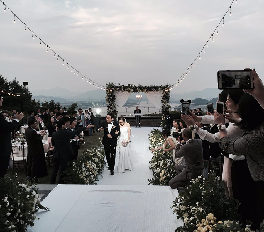 Lộ địa điểm tổ chức hôn lễ Hyun Bin - Son Ye Jin: Cảnh “săn mây” cực thơ, tiền thuê “bật ngửa”