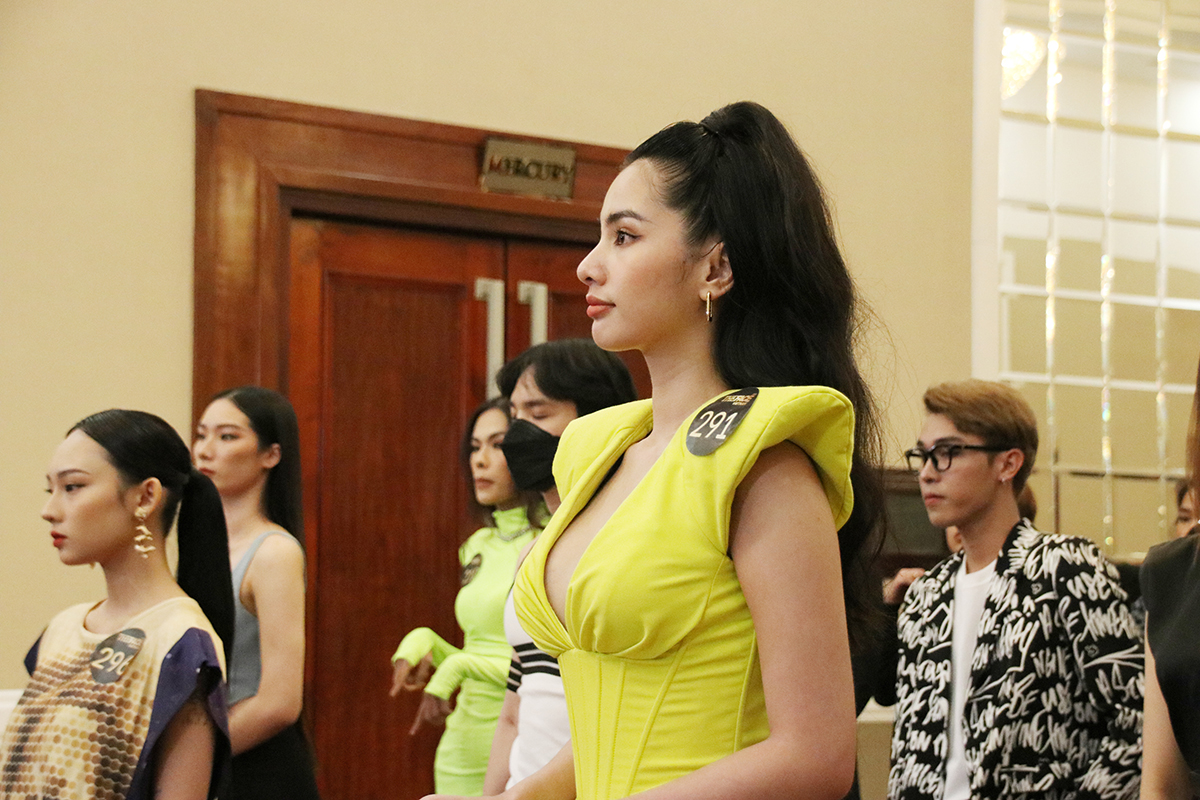 Tình tin đồn của chồng cũ Lệ Quyên casting The Face 2022, mặt vẫn đẹp nhưng tổng thể có hạt nhòa? Tình tin đồn của chồng cũ Lệ Quyên casting The Face 2022, mặt vẫn đẹp nhưng tổng thể có hạt nhòa? - ảnh 1