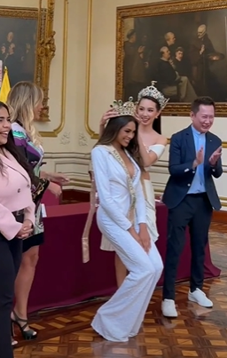 Hoa hậu Thùy Tiên được chào đón nồng hậu tại Peru, gặp cả đại diện cấp cao nhưng outfit và kiểu tóc sao “dìm” thế?