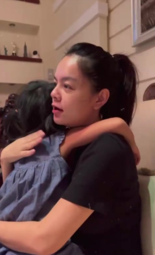 Phạm Quỳnh Anh thấy sợ lòng người khi bị xuyên tạc cô tác động vật lý khiến con gái khóc để PR MV