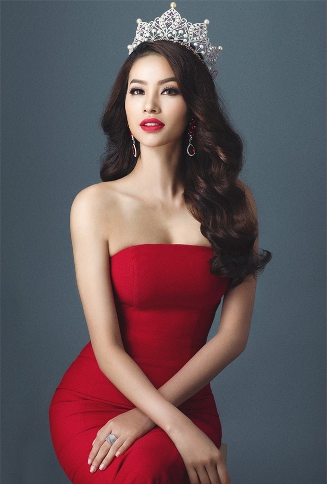 Phần đông netizen đều trông chờ vào màn tái xuất đặc biệt của Hoa hậu Phạm Hương