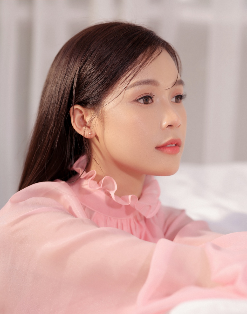 Đẹp thanh khiết như Sam, mặc đơn giản chụp vội vàng vẫn ra bộ ảnh xuất sắc Đẹp thanh khiết như Sam, mặc đơn giản chụp vội vàng vẫn ra bộ ảnh xuất sắc - ảnh 5