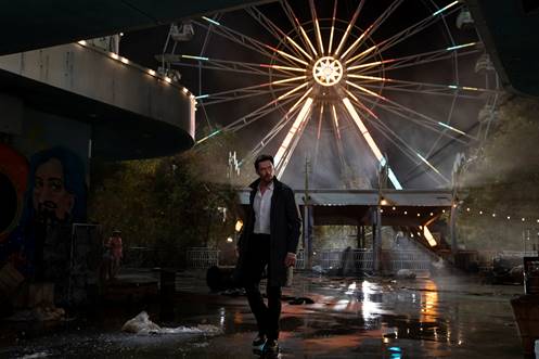 Hugh Jackman lần theo dấu vết ký ức trong trailer mới toanh của 'Reminiscence': Mới lạ và bí ẩn không kém 'Inception' năm nào - ảnh 3
