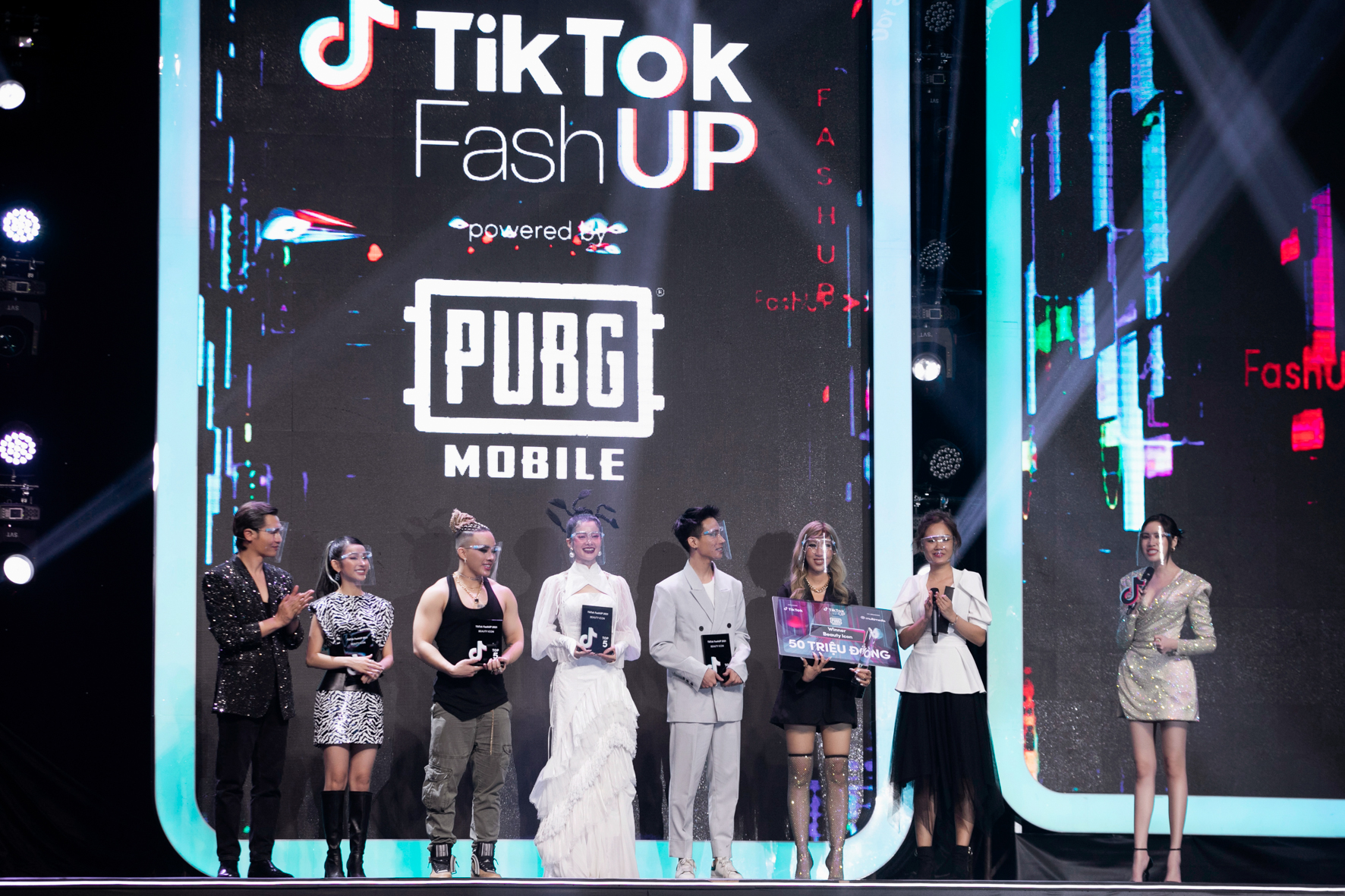 Gala Night TikTok FashUP 2021 chính thức tìm ra 4 biểu tượng thời trang mới trên nền tảng Tiktok