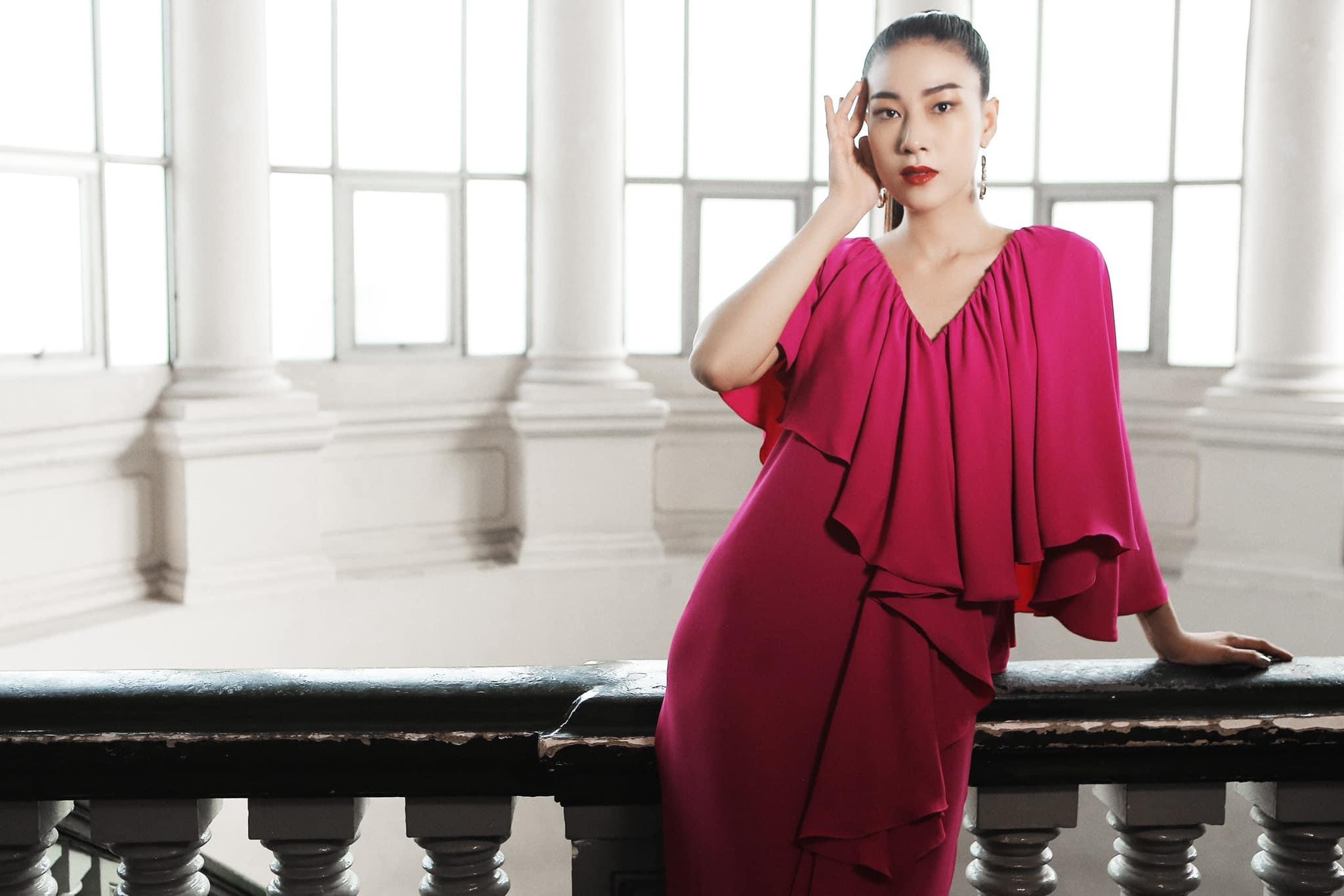 Hàng trăm người mẫu tham gia Casting online cho show Bình Minh của VUNGOC&SON Hàng trăm người mẫu tham gia Casting online cho show Bình Minh của VUNGOC&SON - ảnh 2