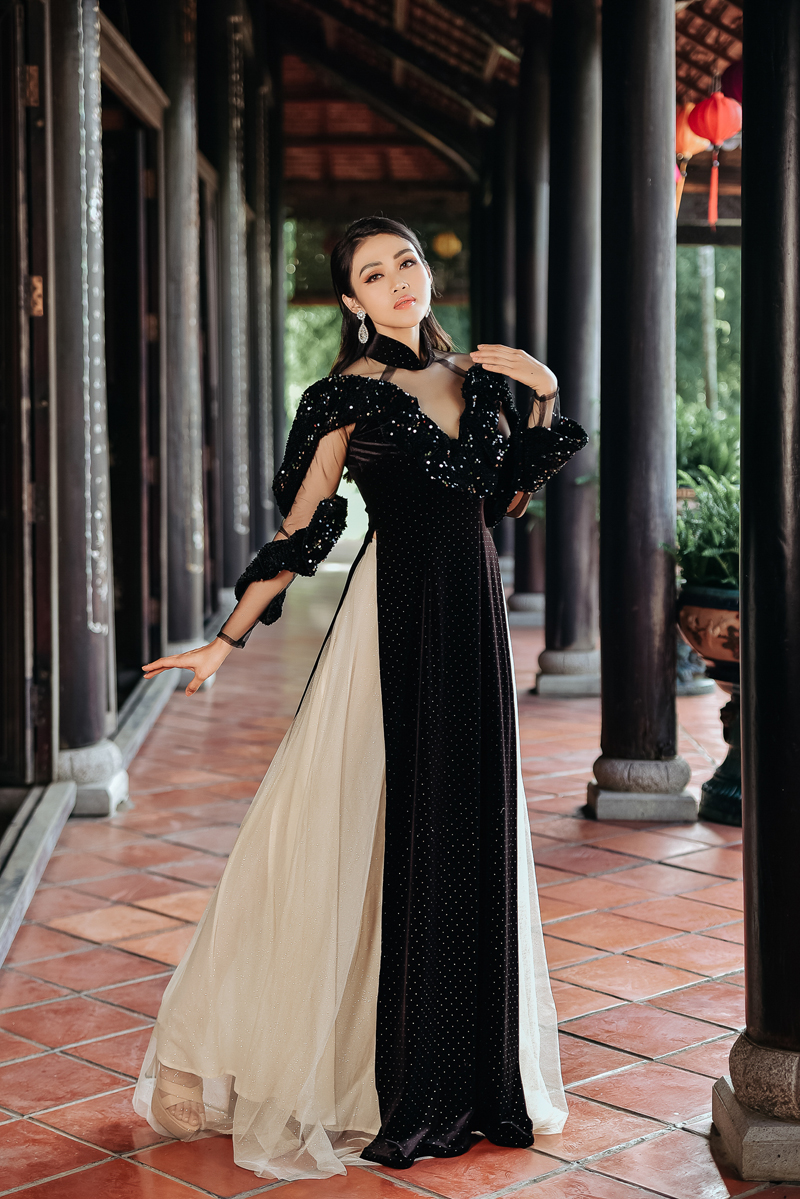 Thí sinh Vietnam Fitness Model 2021 cuồn cuộn cơ bắp… gói bánh Tét Thí sinh Vietnam Fitness Model 2021 cuồn cuộn cơ bắp… gói bánh Tét - ảnh 8