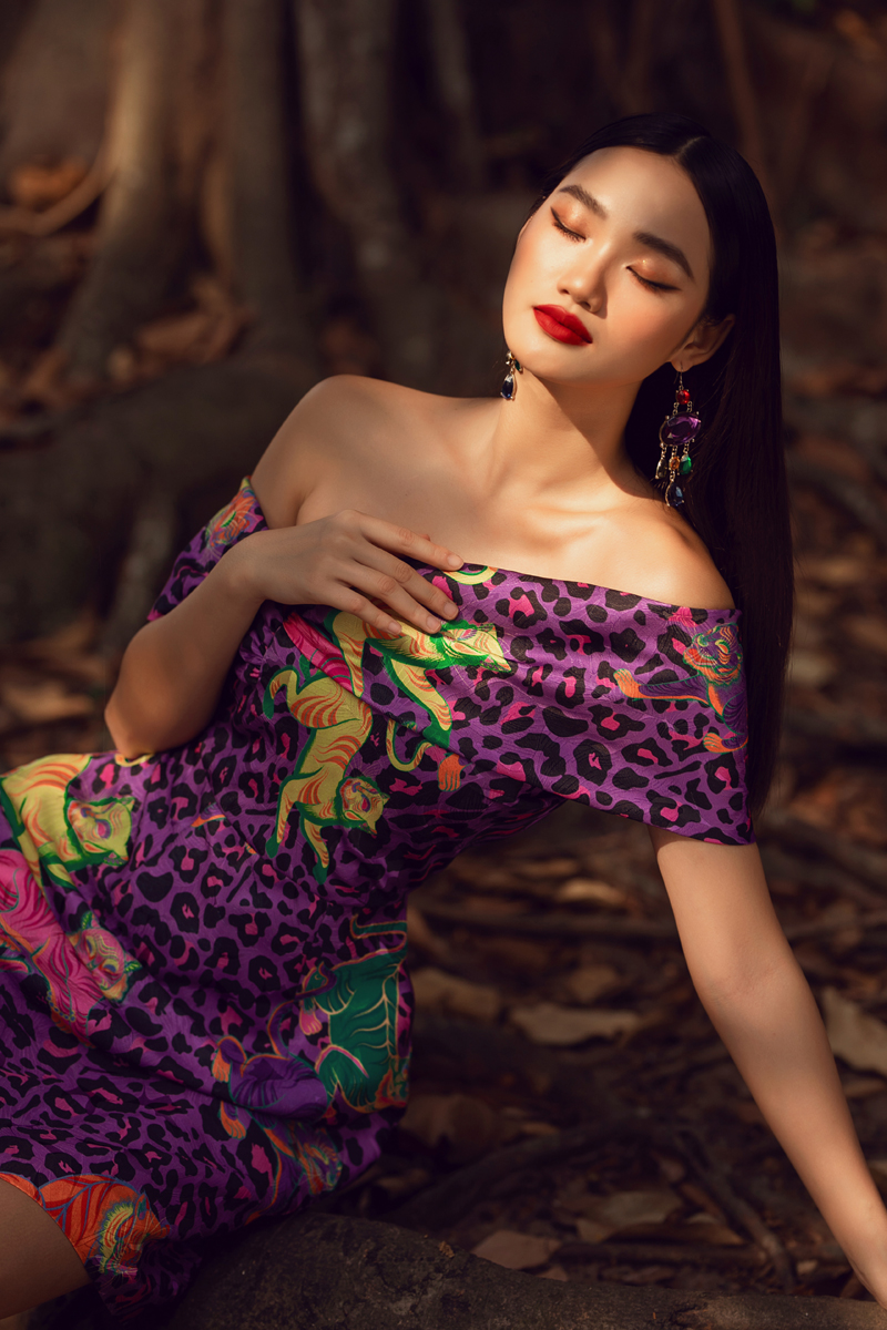 Siêu mẫu Châu Á Quỳnh Anh diện váy họa tiết cho Tết Nhâm Dần - ảnh 8