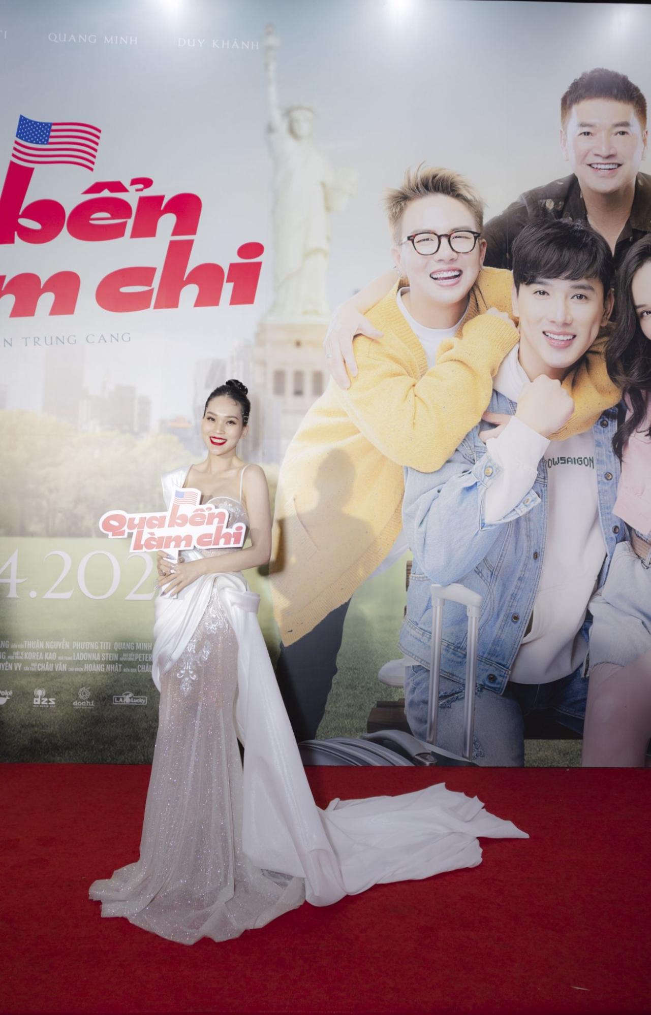 Thuận Nguyễn sánh đôi 'bạn gái màn ảnh' mới, dàn sao xuất ủng hộ phim điện ảnh 'Qua bển làm chi' - ảnh 8