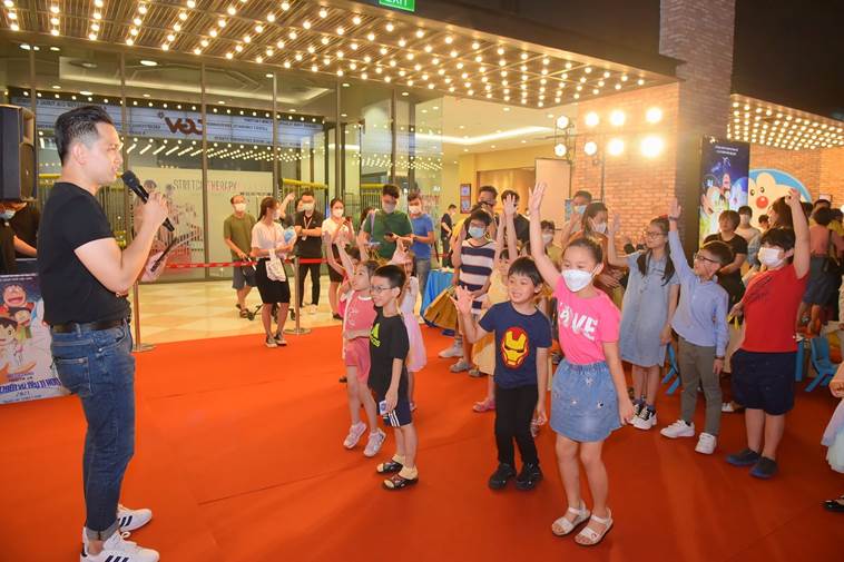 Dàn sao Việt cùng các nhóc tì hào hứng đón chào cuộc phim lưu mới nhất của Doraemon tại sự kiện ra mắt phim