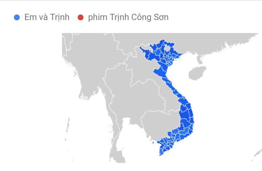 Em và Trịnh mở thêm suất chiếu lúc 0 giờ vẫn đông khách, khán giả Thủ đô đội mưa đến xem Em và Trịnh mở thêm suất chiếu lúc 0 giờ vẫn đông khách, khán giả Thủ đô đội mưa đến xem