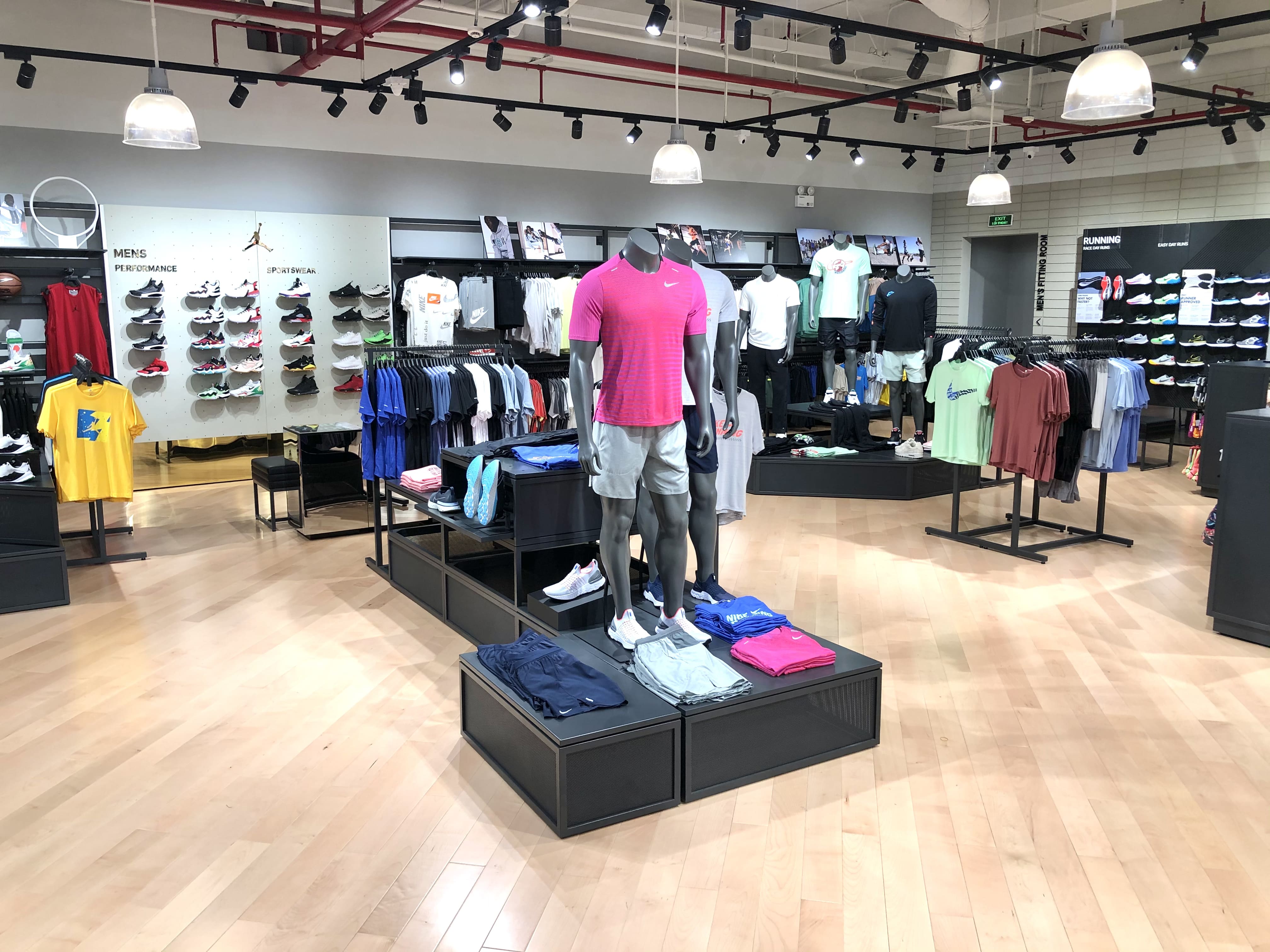 2021 Nike Crescent Mall trở lại với quy mô “khủng” - ảnh 2
