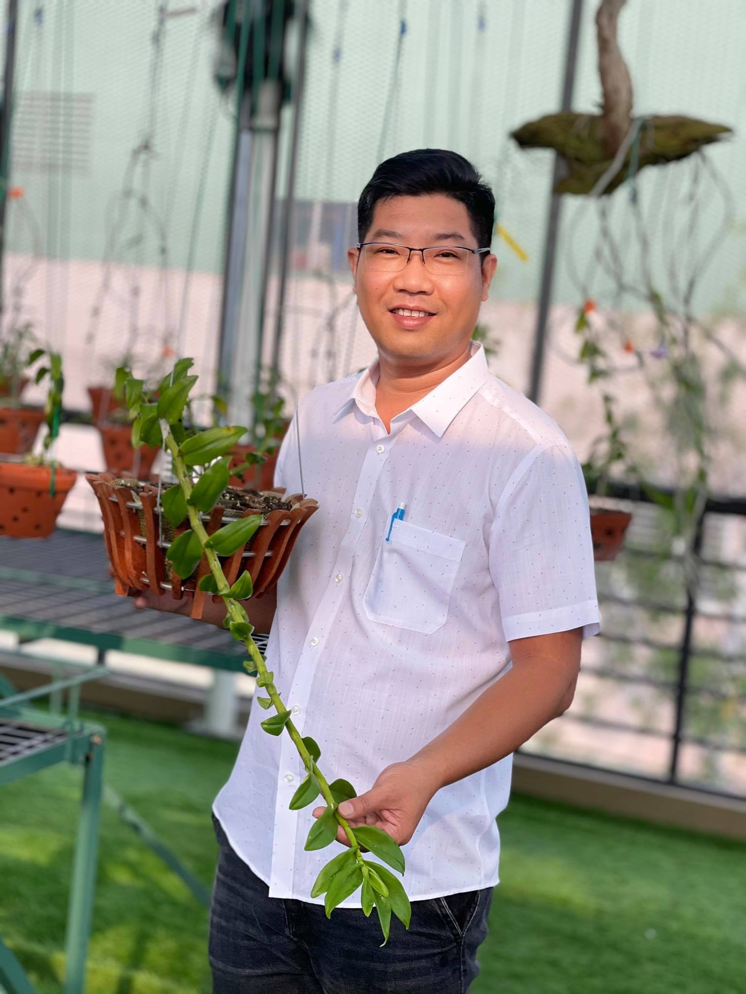 Nghệ nhân trồng lan Trần Ngọc Dương trải lòng về những khó khăn trong quá trình làm nghề