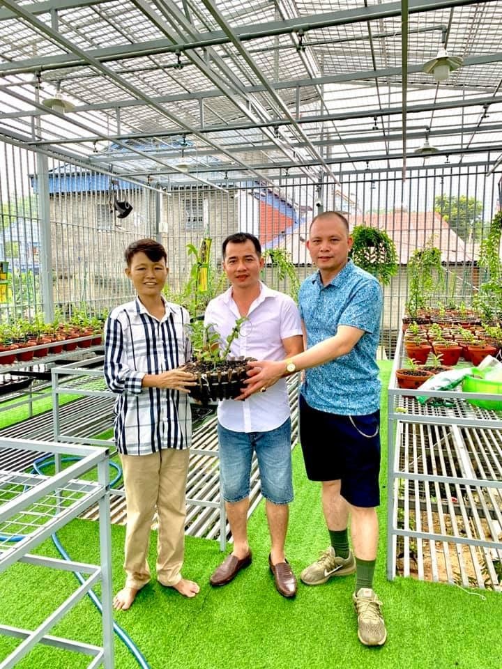 Nguyễn Duy Hòa – Doanh nhân Thái Nguyên với tình yêu hoa lan và hoạt động thiện nguyện Nguyễn Duy Hòa – Doanh nhân Thái Nguyên với tình yêu hoa lan và hoạt động thiện nguyện