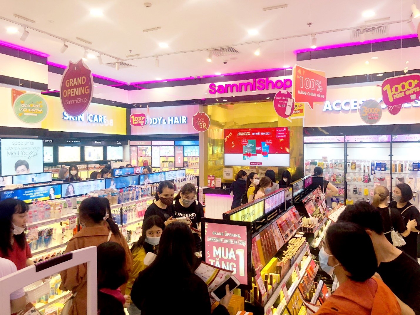 Siêu thị mỹ phẩm hàng đầu Việt Nam đồng loạt khai trương 2 chi nhánh mới tại trung tâm thương mại Vincom - ảnh 5