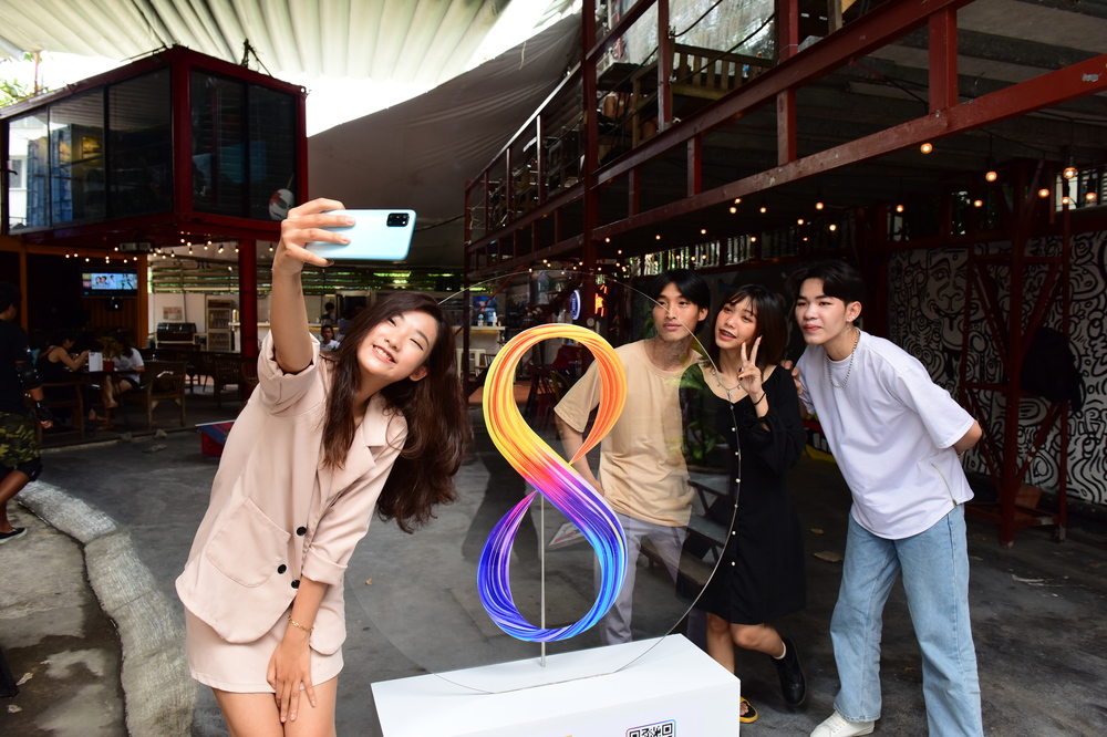 Giờ G đã điểm, Realme 8 series chính thức ra mắt tại Việt Nam, kết thúc hành trình truy tìm số 8 bí ẩn gây bão Facebook - ảnh 1