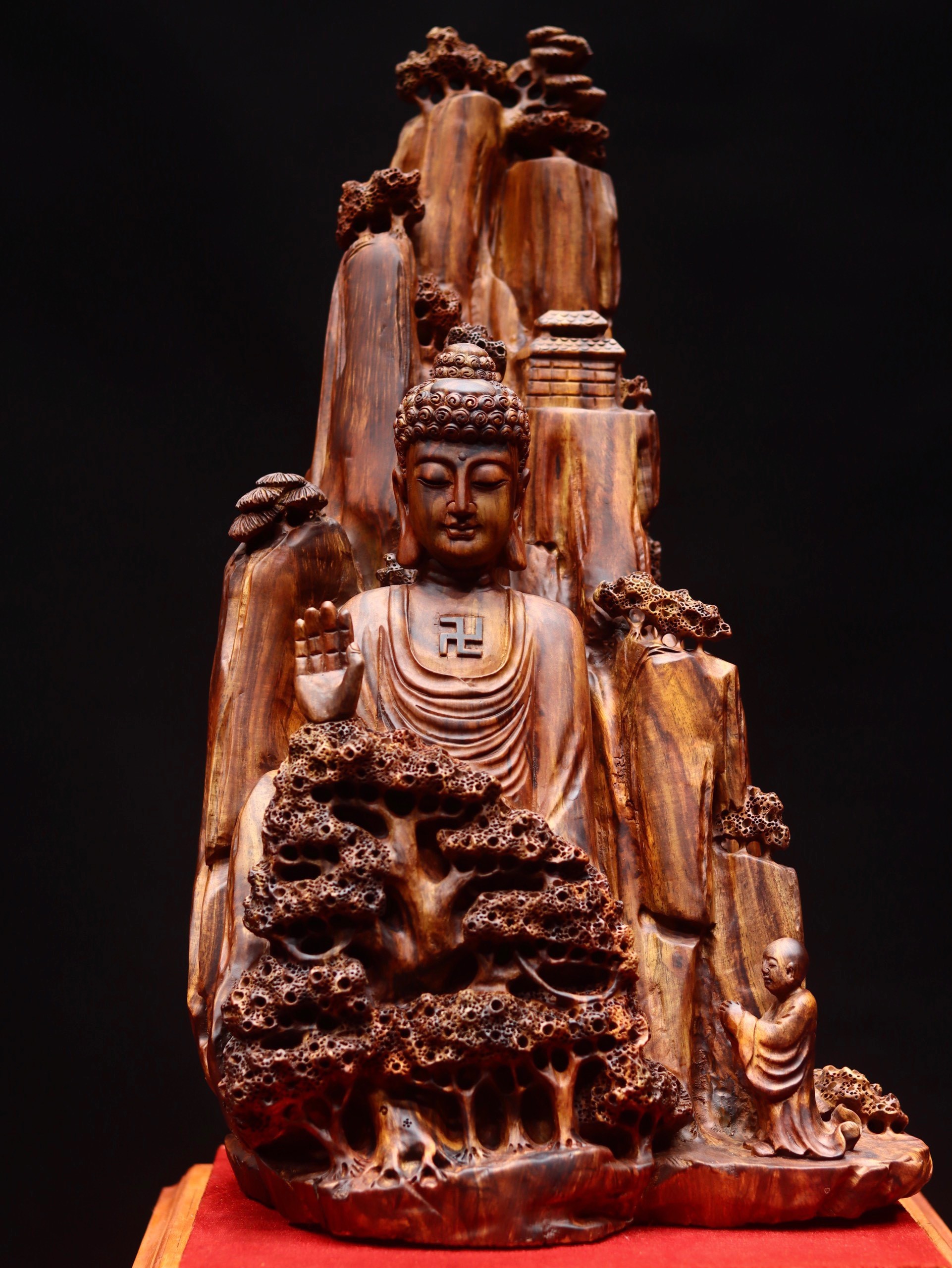 Xưởng tượng gỗ - “nét chấm phá” trong làng gỗ mỹ nghệ Việt Nam