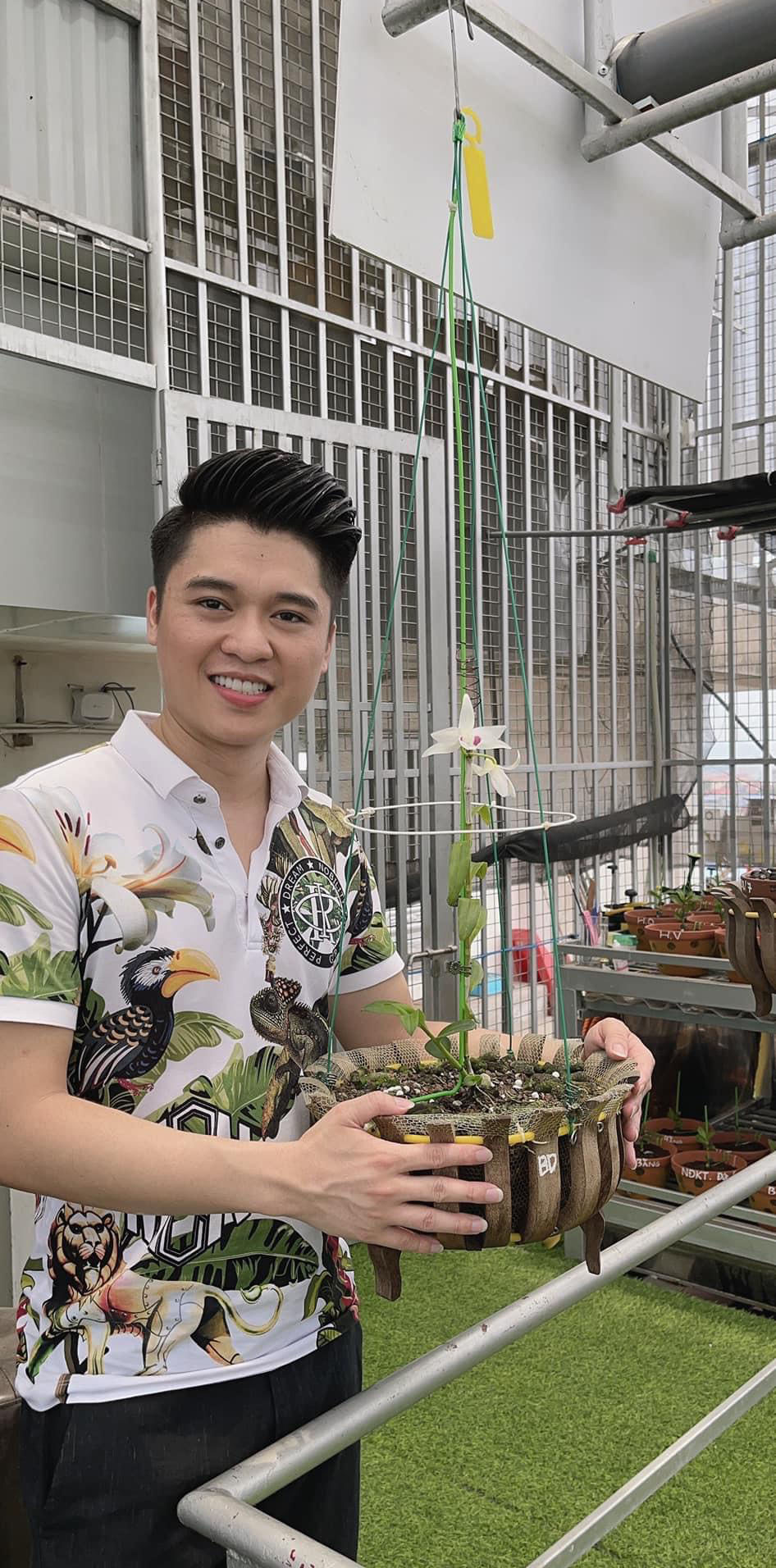 Nguyễn Tuấn Anh - Ông chủ vườn lan yêu thích làm thiện nguyện